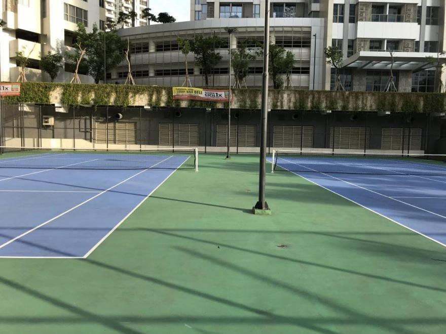 3Br Flat In Taman Anggrek Residence Джакарта Экстерьер фото